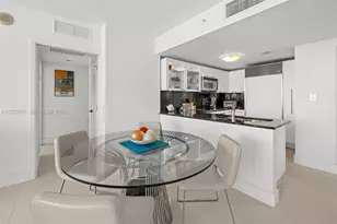 6801 Collins Ave, Miami Beach, FL 33141 - Photo 9