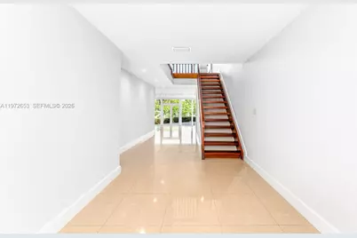 5990 Paradise Point Dr, Palmetto Bay, FL 33157 - Photo 15