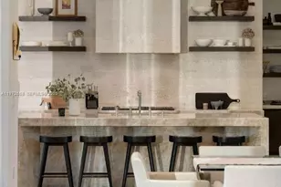 6850 Sunrise Ct, Coral Gables, FL 33133 - Photo 9