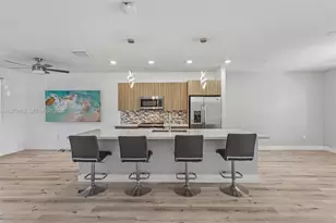 10455 NW 82nd St, Doral, FL 33178 - Photo 11