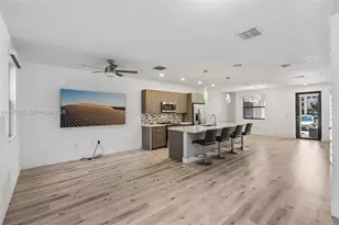 10455 NW 82nd St, Doral, FL 33178 - Photo 15