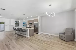 10455 NW 82nd St, Doral, FL 33178 - Photo 7