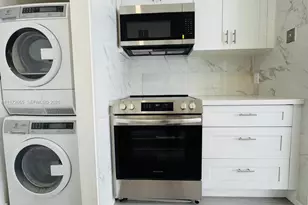 365 SW 86th Ave, Pembroke Pines, FL 33025 - Photo 11