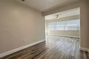 8450 NW 26th St, Sunrise, FL 33322 - Photo 17