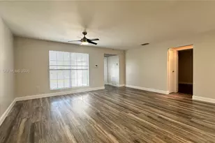 8450 NW 26th St, Sunrise, FL 33322 - Photo 5