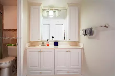 11111 Biscayne Blvd #20E, Miami, FL 33181 - Photo 23