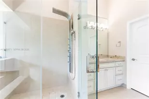 5990 Paradise Point Dr, Palmetto Bay, FL 33157 - Photo 61