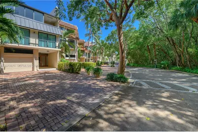 5990 Paradise Point Dr #5990, Palmetto Bay, FL 33157 - Photo 7