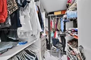 2950 NE 188th St, Aventura, FL 33180 - Photo 13