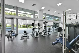 2950 NE 188th St, Aventura, FL 33180 - Photo 31