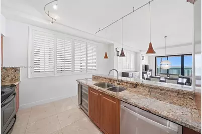540 Brickell Key Dr #222, Miami, FL 33131 - Photo 7