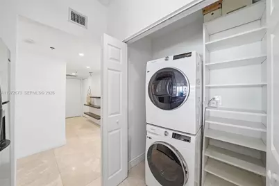 540 Brickell Key Dr #222, Miami, FL 33131 - Photo 23