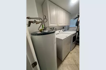 5724 S Bayberry Ln, Tamarac, FL 33319 - Photo 11