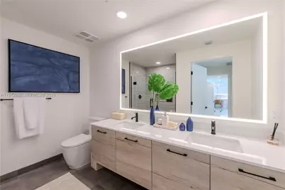 333 N New River Dr E #1904, Fort Lauderdale, FL 33301 - Photo 5