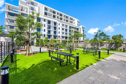 208 N Federal Hwy #425, Pompano Beach, FL 33062 - Photo 13