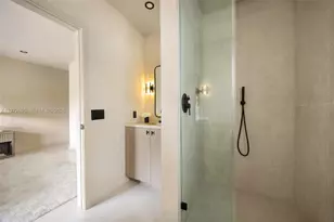 2805 SW 4th Ave, Miami, FL 33129 - Photo 19