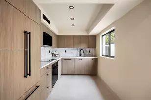 2805 SW 4th Ave, Miami, FL 33129 - Photo 9