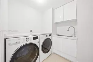 5801 Collins Ave, Miami Beach, FL 33140 - Photo 37