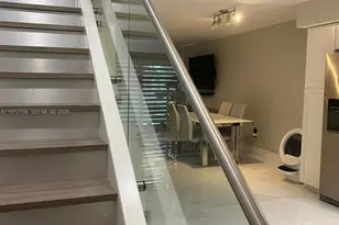 40 NW 87th Ave, Miami, FL 33172 - Photo 5