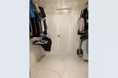 40 NW 87th Ave #D211, Miami, FL 33172 - Photo 11