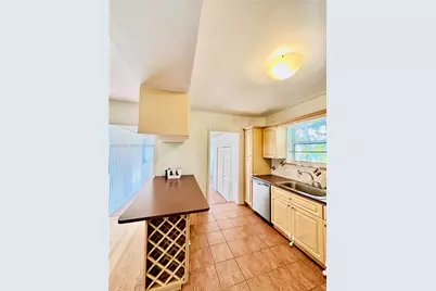 1180 SW 22nd Ter #1, Miami, FL 33129 - Photo 11