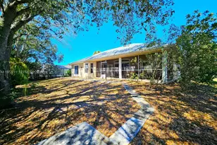 1440 Graham Cir, Lehigh Acres, FL 33936 - Photo 31