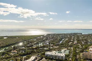 210 Sea View Dr, Key Biscayne, FL 33149 - Photo 23