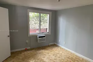 437 NE 30th St, Miami, FL 33137 - Photo 5