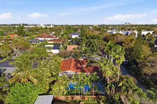 9475 SW 70th St, Miami, FL 33173 - Photo 33