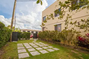 1469 SW 5th St, Miami, FL 33135 - Photo 13