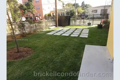 1469 SW 5th St #8, Miami, FL 33135 - Photo 3