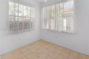 1521 Seagrape Way, Hollywood, FL 33019 - Photo 11