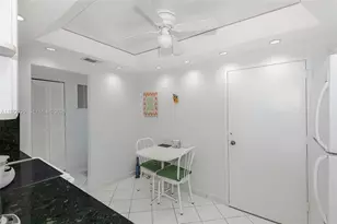 7135 Collins Ave, Miami Beach, FL 33141 - Photo 15