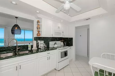 7135 Collins Ave #834, Miami Beach, FL 33141 - Photo 19