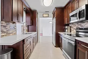 7504 NW 70th Ave, Tamarac, FL 33321 - Photo 13
