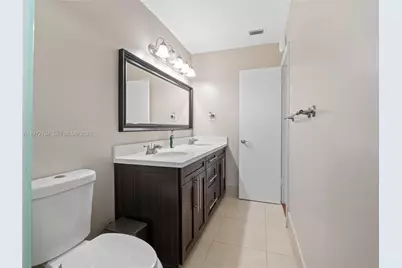 7504 NW 70th Ave, Tamarac, FL 33321 - Photo 23