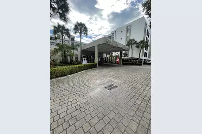 201 178th Dr #334, Sunny Isles Beach, FL 33160 - Photo 29