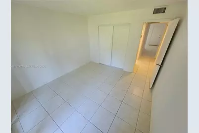 300 SW 134th Way #113E, Pembroke Pines, FL 33027 - Photo 13