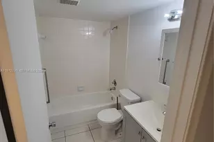 300 SW 134th Way, Pembroke Pines, FL 33027 - Photo 11