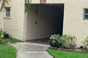 13714 SW 90th Ave, Miami, FL 33176 - Photo 13