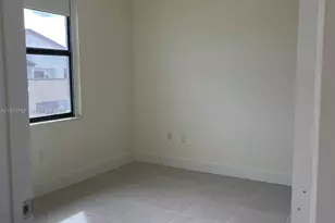 7915 NW 104th Ave, Doral, FL 33178 - Photo 11