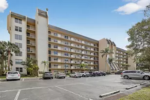 3300 W Rolling Hills Cir, Davie, FL 33328 - Photo 1