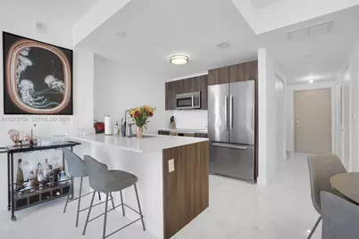 488 NE 18th St #3804, Miami, FL 33132 - Photo 11