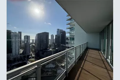 92 SW 3rd St #3912, Miami, FL 33130 - Photo 3