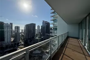 92 SW 3rd St, Miami, FL 33130 - Photo 3