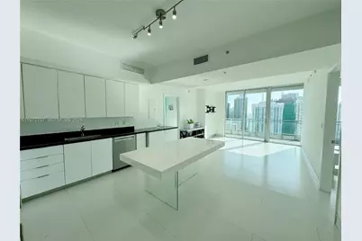 92 SW 3rd St #3912, Miami, FL 33130 - Photo 7