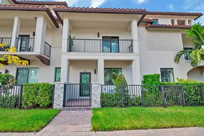 4652 NW 83rd Ave, Doral, FL 33166 - Photo 1