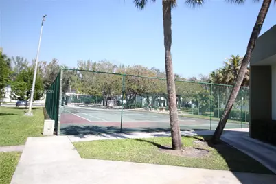 4235 N University Dr #302, Sunrise, FL 33351 - Photo 3