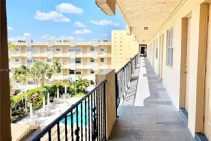 2145 Pierce St, Hollywood, FL 33020 - Photo 17