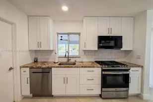 9731 Bel Aire Dr, Cutler Bay, FL 33157 - Photo 13